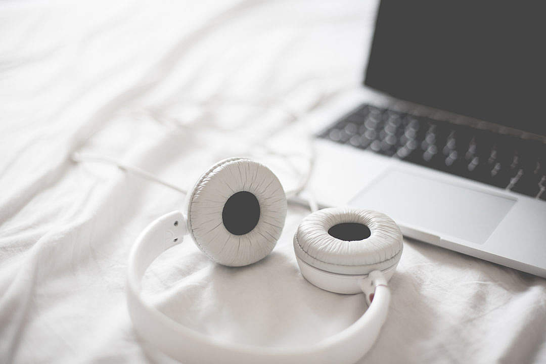 Black and White Music Headphones