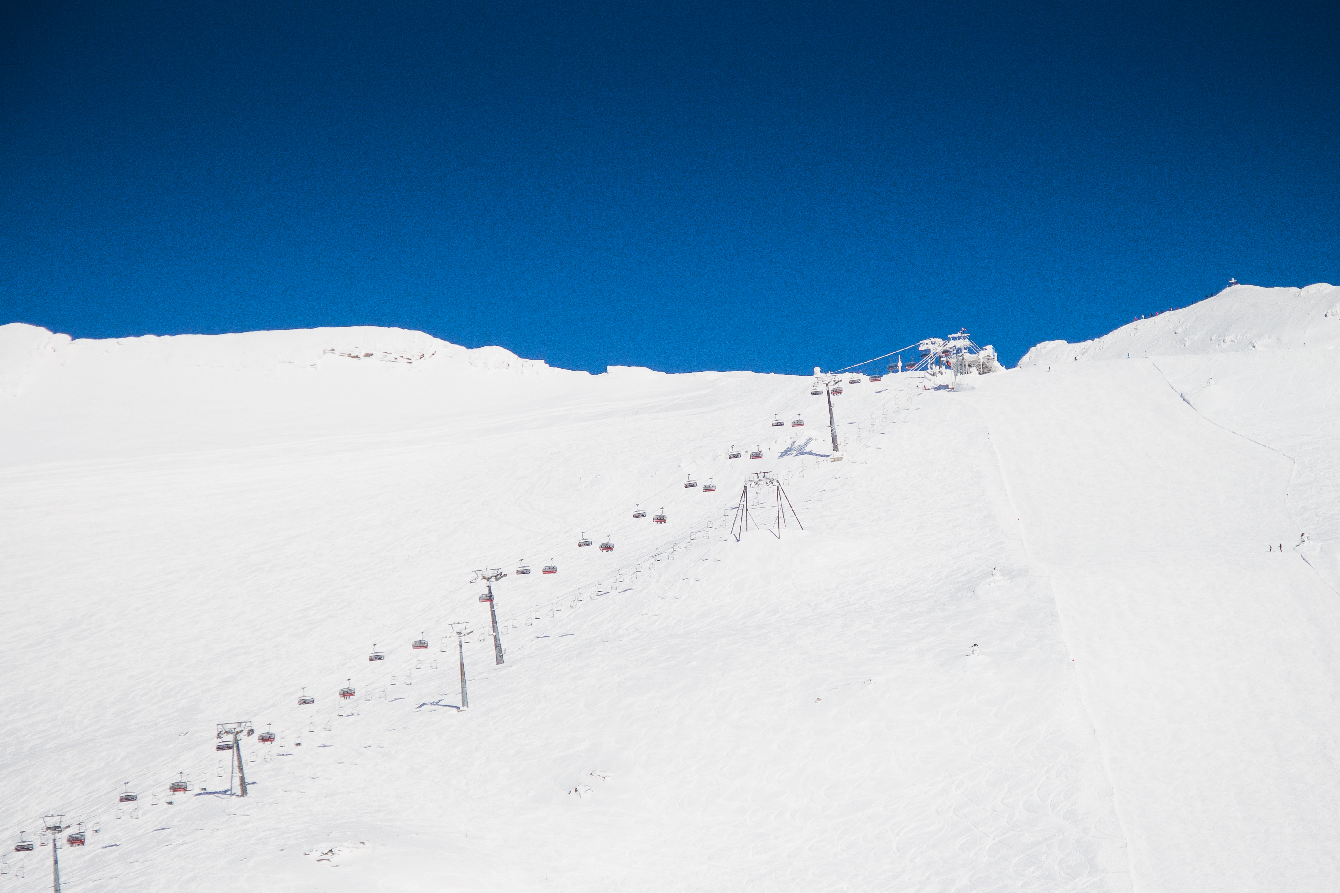 Download Blue Sky & White Snow FREE Stock Photo