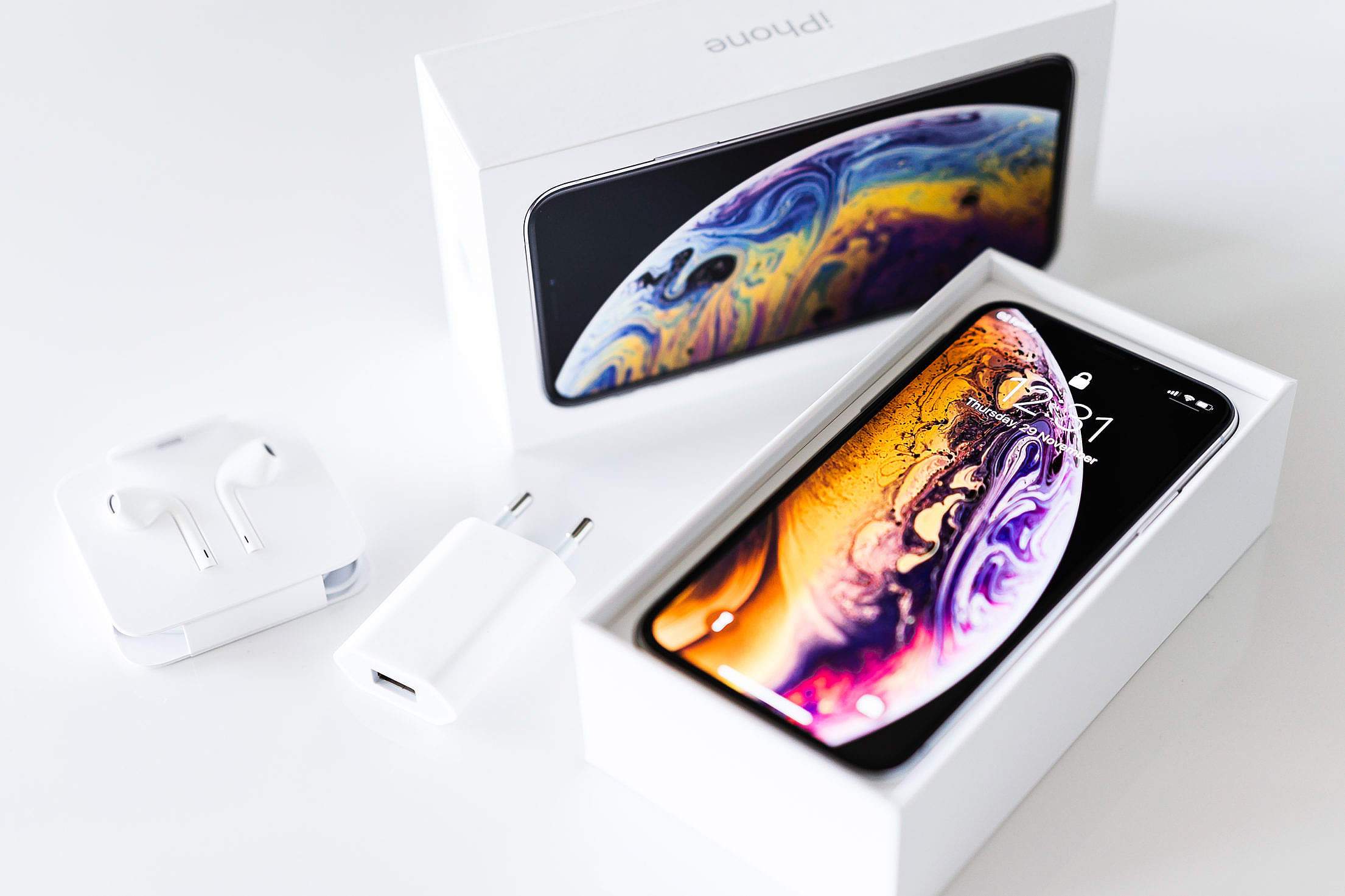 Brand New iPhone XS Unboxing Free Stock Photo