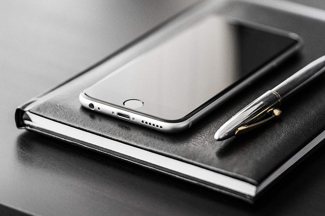 business-gear-smartphone-silver-pen-and-diary-1080x720.jpg