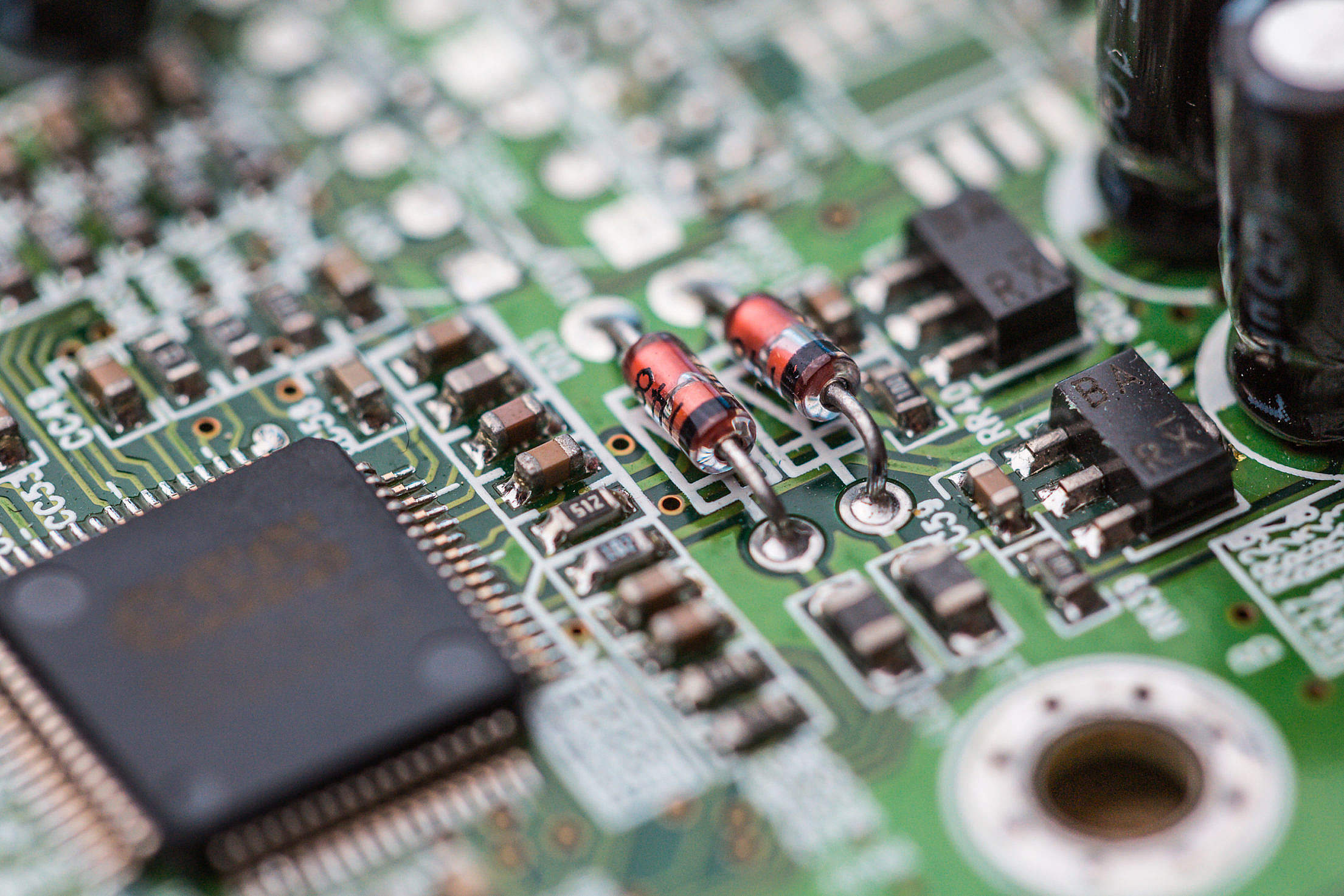 Electronics Chip Board Hardware Close Up Free Stock Photo picjumbo