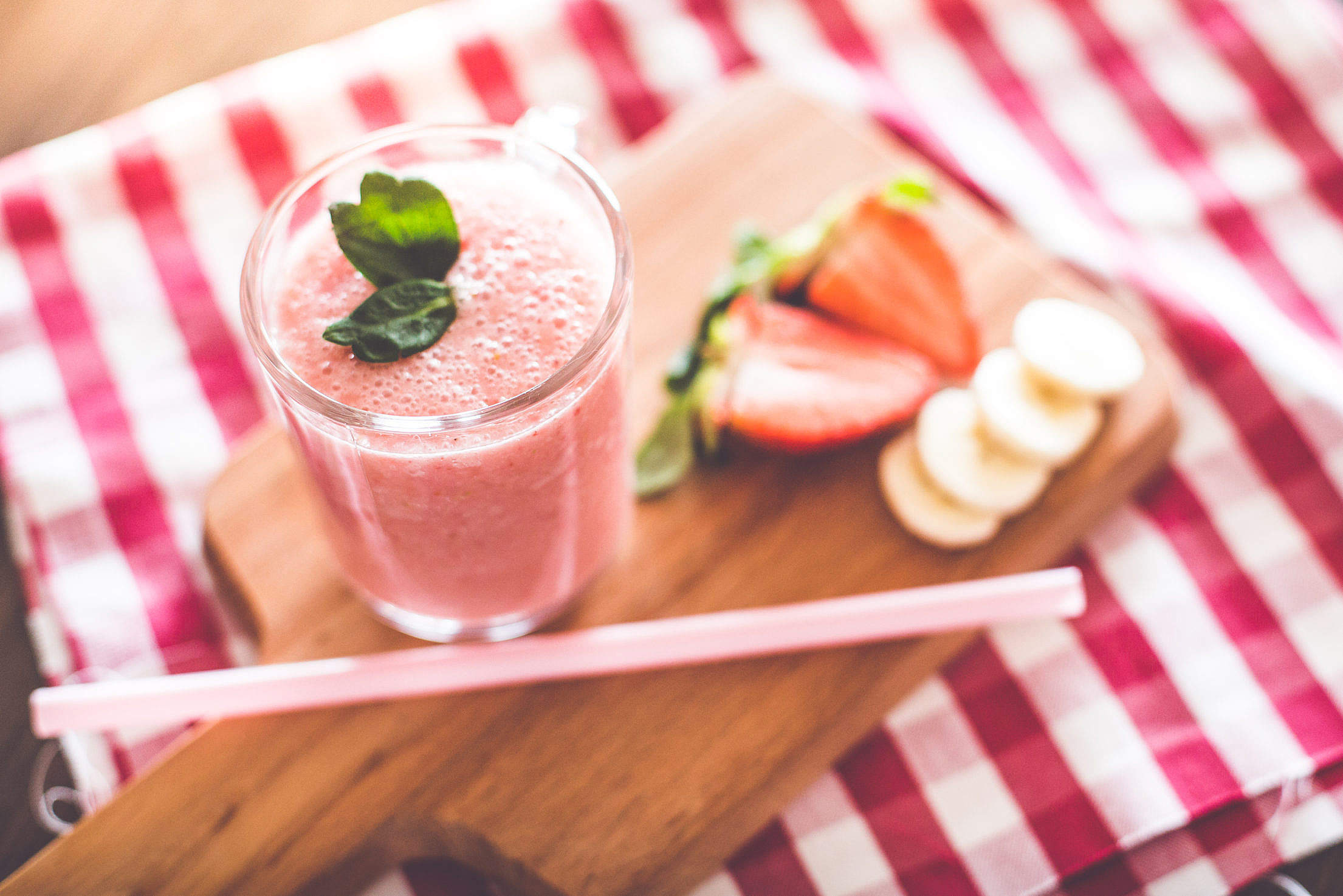 Fresh and Yummy Smoothie with Strawberries & Bananas Free Stock Photo