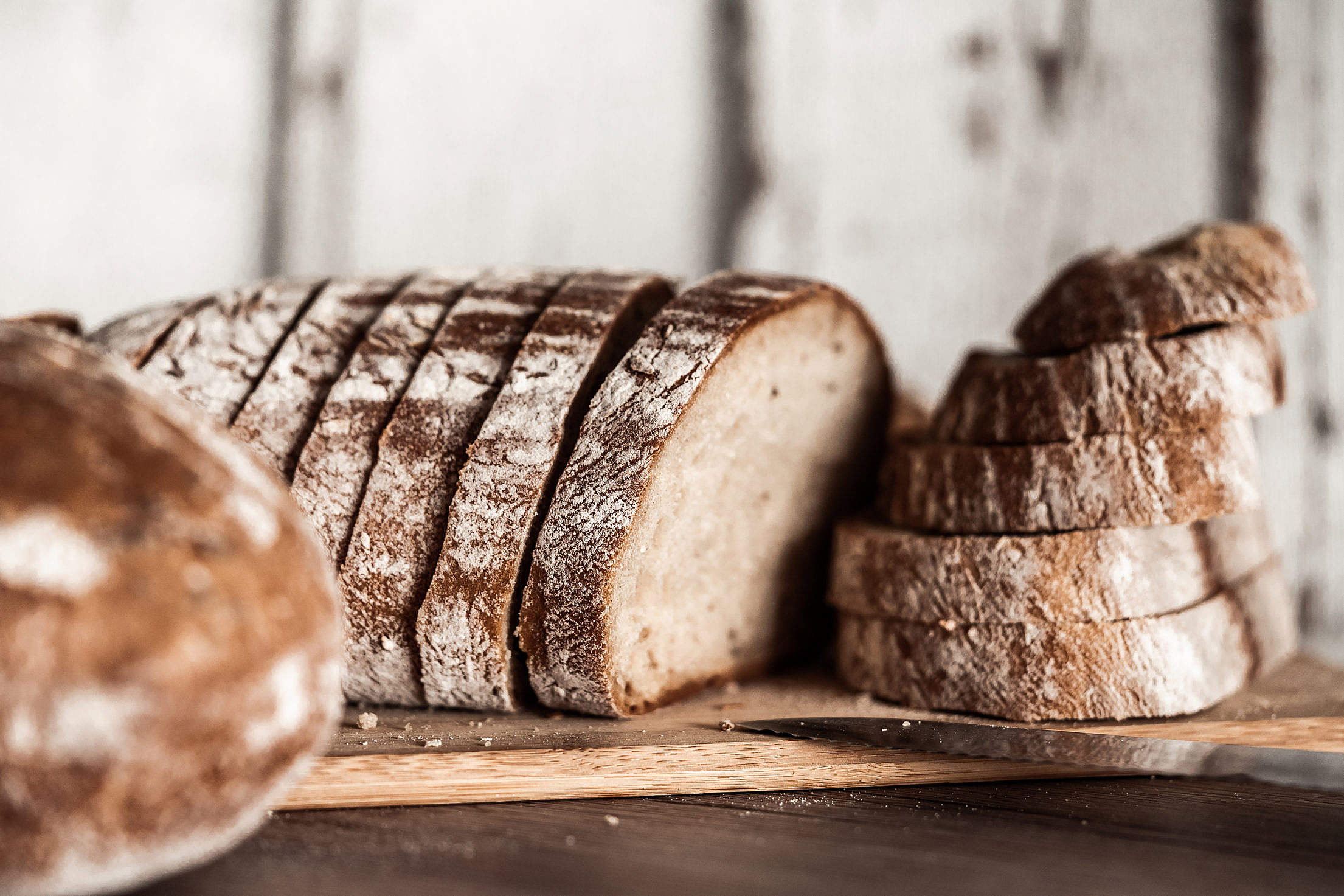 fresh-slices-of-bread-free-stock-photo-picjumbo