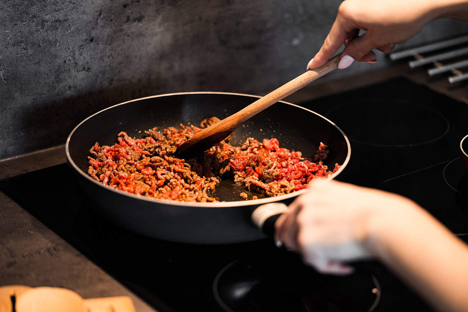 Ground Beef Meat in a Frying Pan Free Stock Photo picjumbo