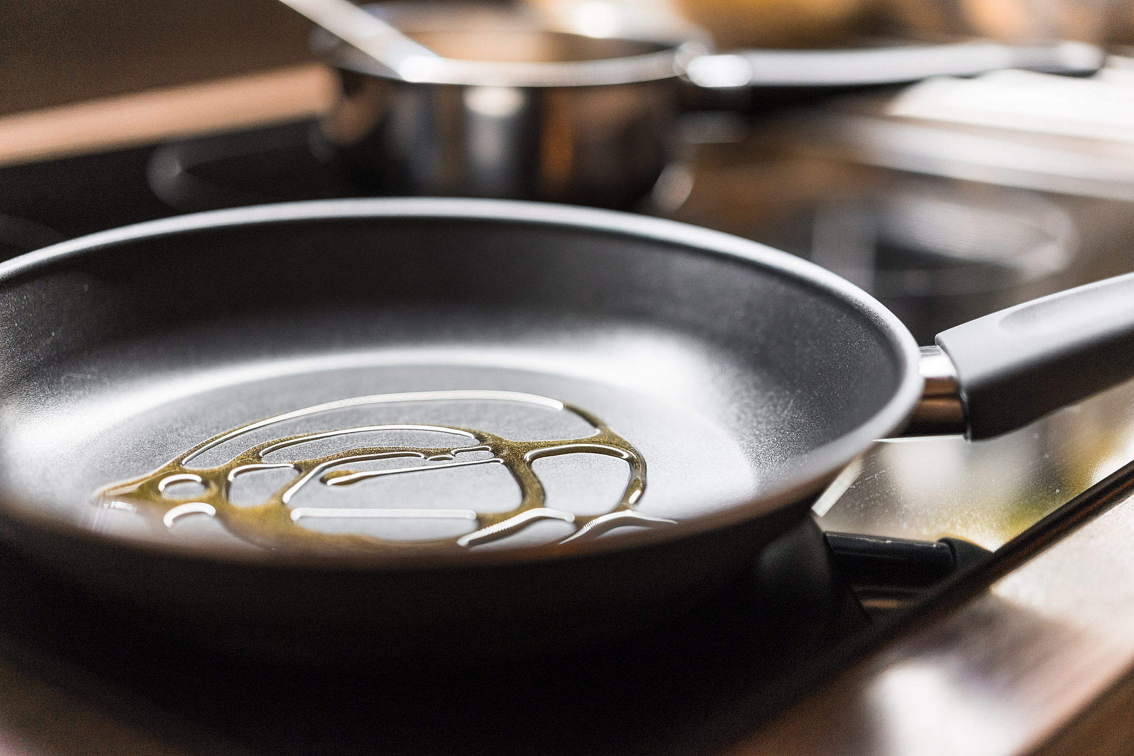 Pan with Olive Oil Ready to Cooking Free Stock Photo