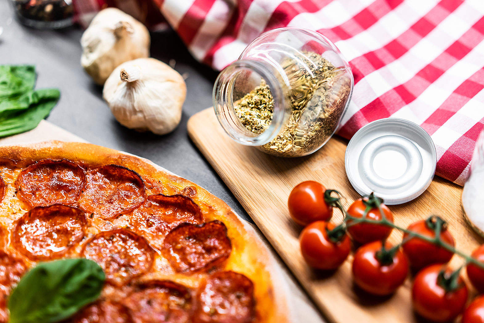 pizza-ingredients-free-stock-photo-picjumbo