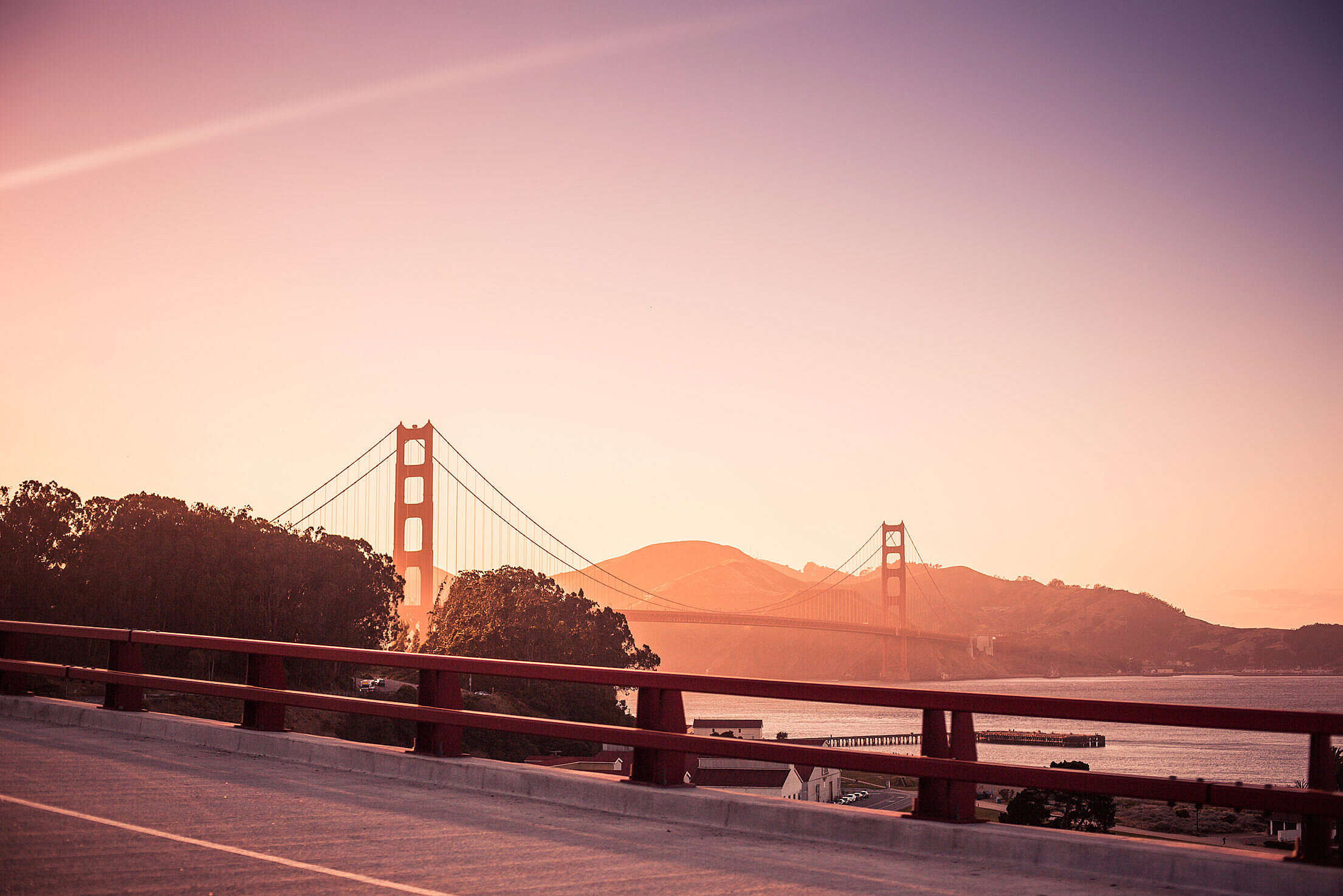Stunning Golden Gate Bridge at the Evening Sunset Free Stock Photo