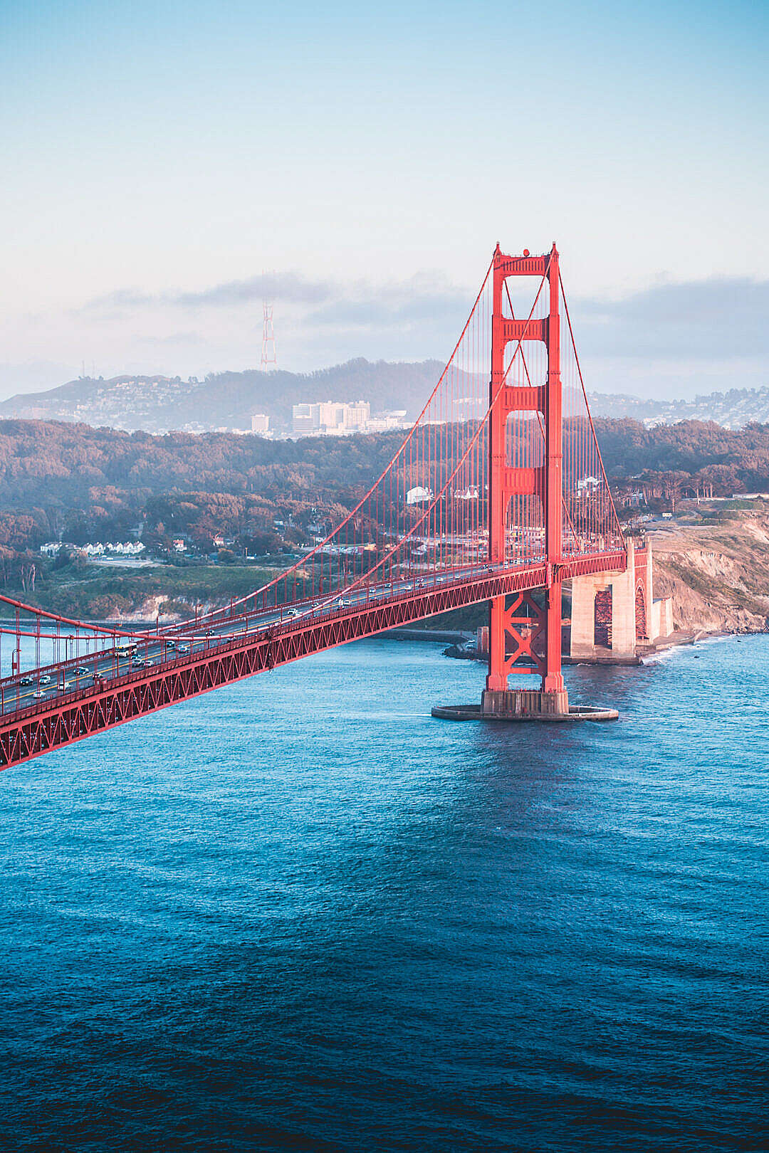 View of the Golden Gate Bridge Vertical